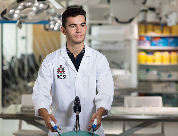 RCSI student in SIM Centre