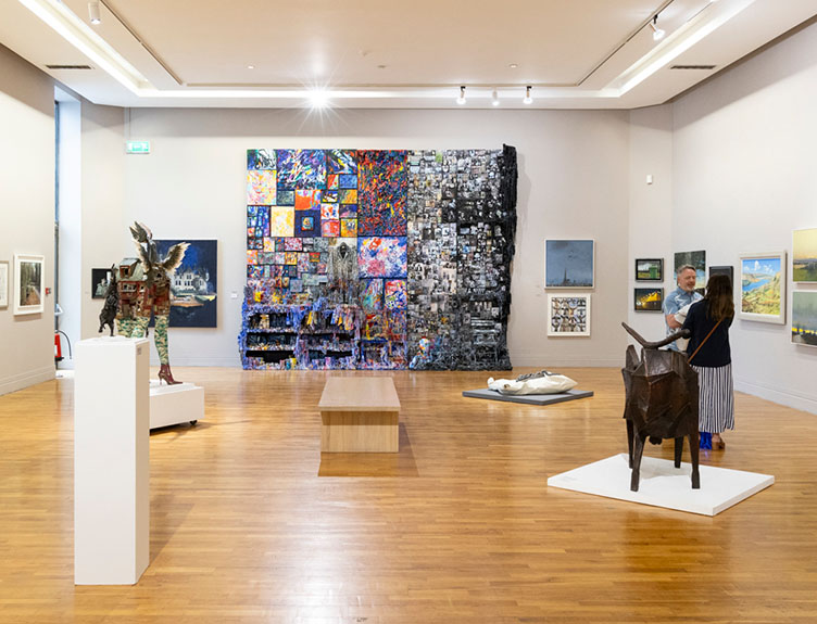 Exhibits at the 194th RHA Annual Exhibition.