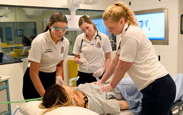 Physiotherapy simulation with RCSI students