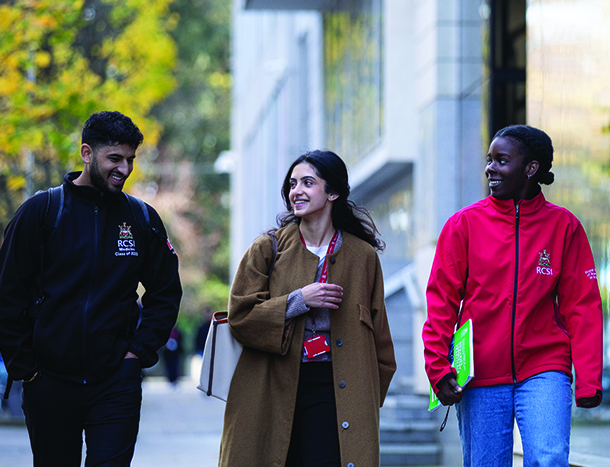 Students outside 26 York Street