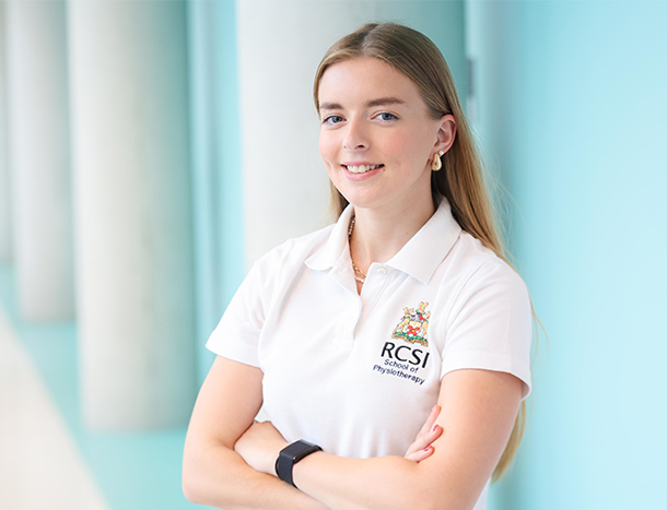 Headshot of Faye Lynch, RCSI Physiotherapy student. 