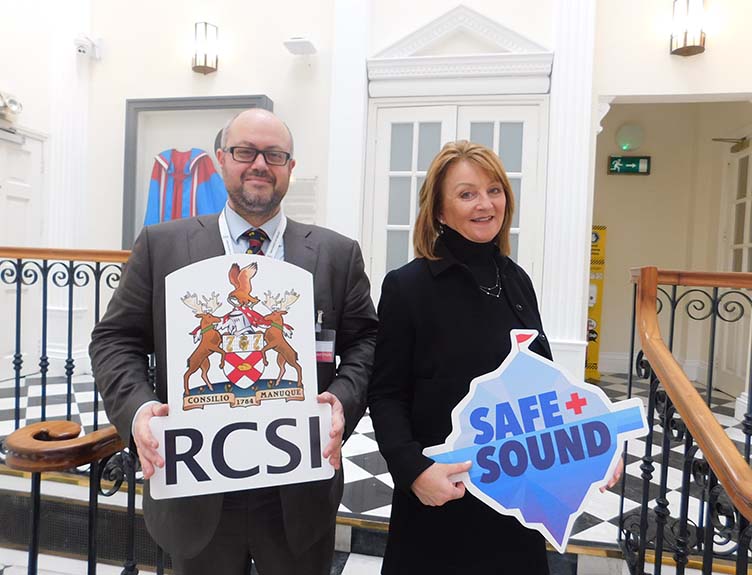 Dr Fardod O’Kelly, Consultant Urologist, Beacon Hospital and Professor Eva Doherty, Director of Human Factors in Patient Safety, RCSI.