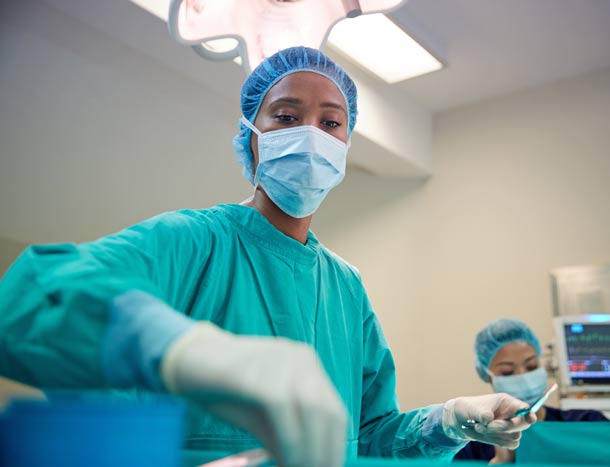 Perioperative nurse in surgery
